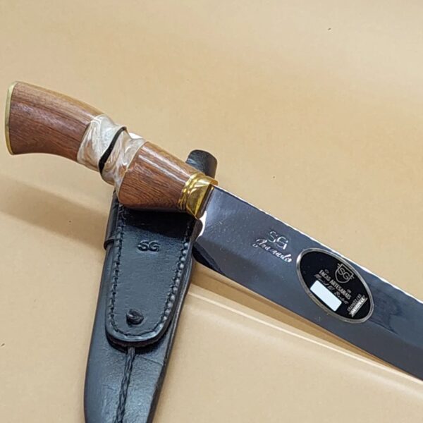 Handmade stainless steel knife and sharpening steel
