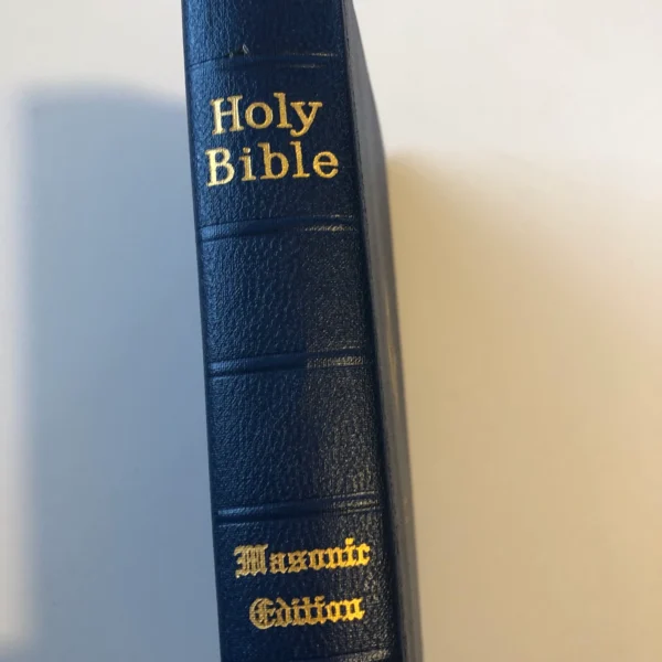 Masonic Illustrated Edition Temple The Holy Bible The Great Light in Mid-Century Blue Masonry with Masonic Ring - Image 7
